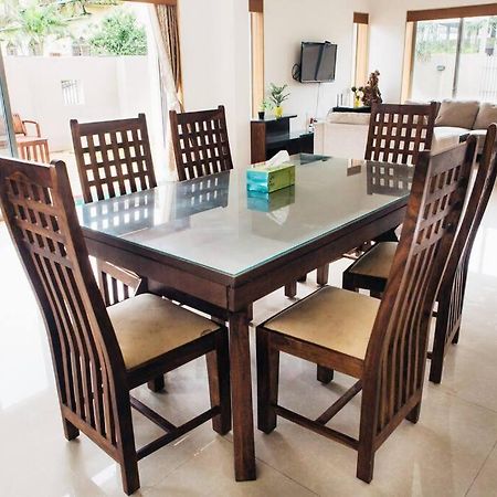 Unit 4 By Red Stone Villas Lonavala Extérieur photo