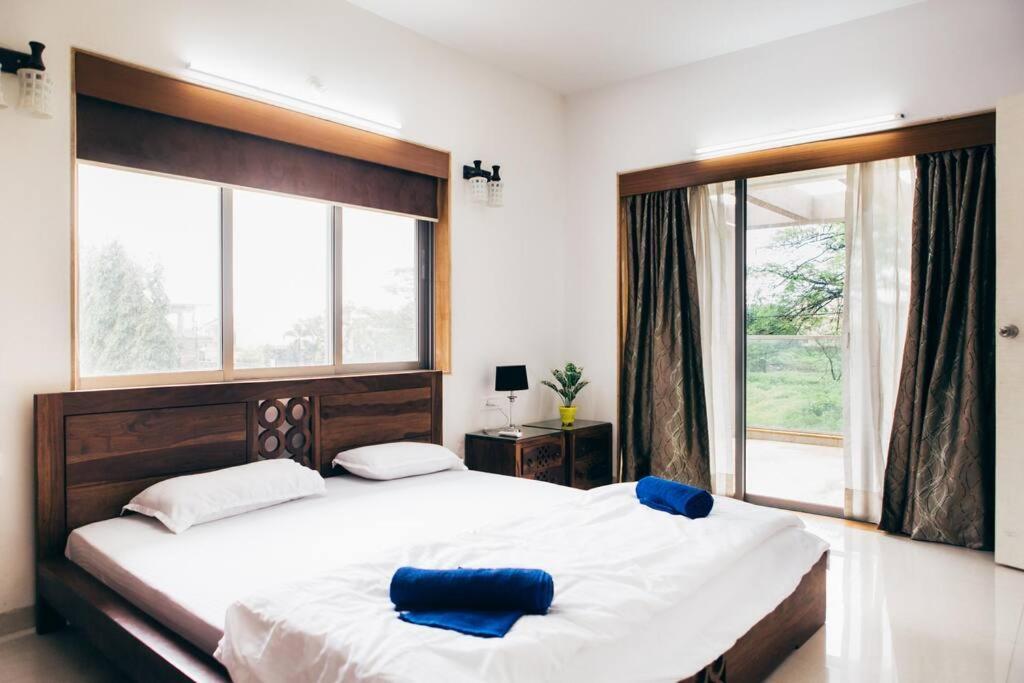 Unit 4 By Red Stone Villas Lonavala Extérieur photo