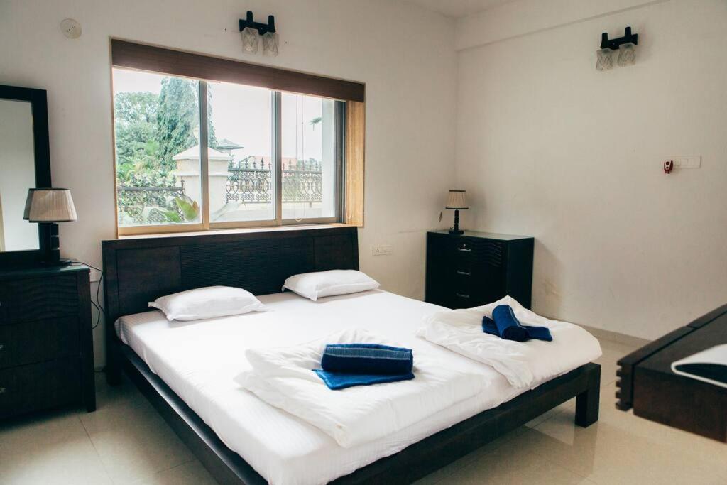 Unit 4 By Red Stone Villas Lonavala Extérieur photo